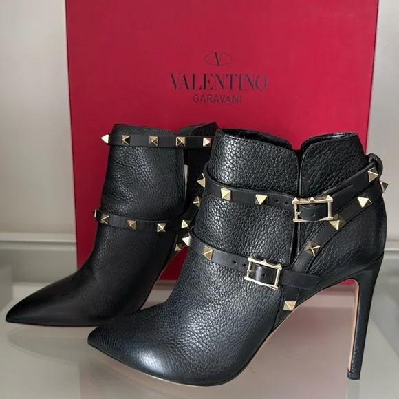 Valentino Garavani Rockstud Ankle Boots Size 37 - Picture 1 of 6